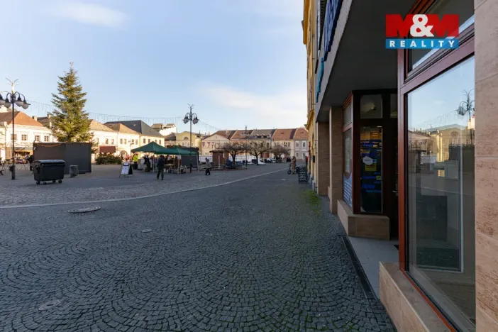 Prodej kanceláře, Bruntál, nám. Míru, 720 m2