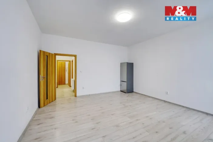 Pronájem bytu 1+1, Plzeň - Jižní Předměstí, Husova, 34 m2