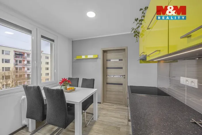 Prodej bytu 4+1, Holice, Na Mušce, 84 m2