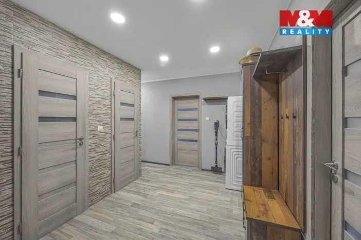 Prodej bytu 4+1, Holice, Na Mušce, 84 m2