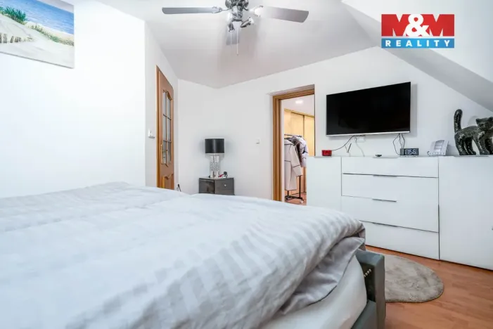 Prodej rodinného domu, Horní Třešňovec, 847 m2