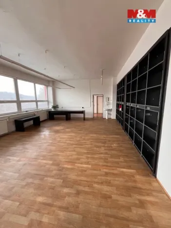 Pronájem kanceláře, Bruntál, Rýmařovská, 600 m2