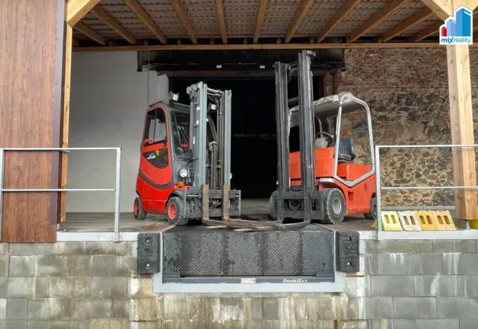 Pronájem skladu, Dolní Lukavice, 300 m2