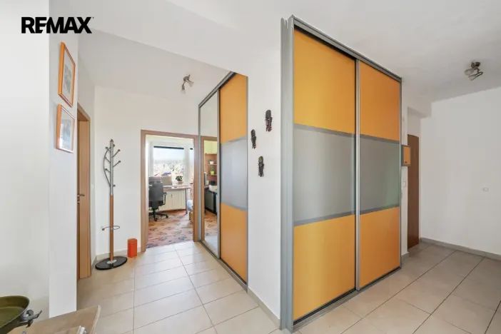 Prodej bytu 3+1, Vysoká nad Labem, 83 m2