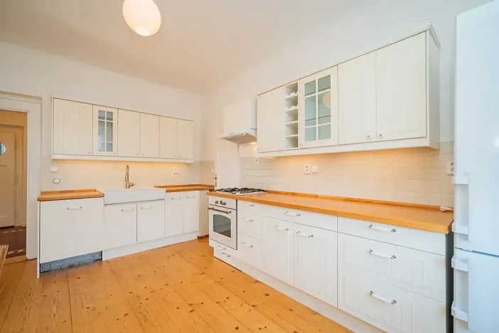 Pronájem bytu 5+1, Praha - Modřany, Nečova, 200 m2