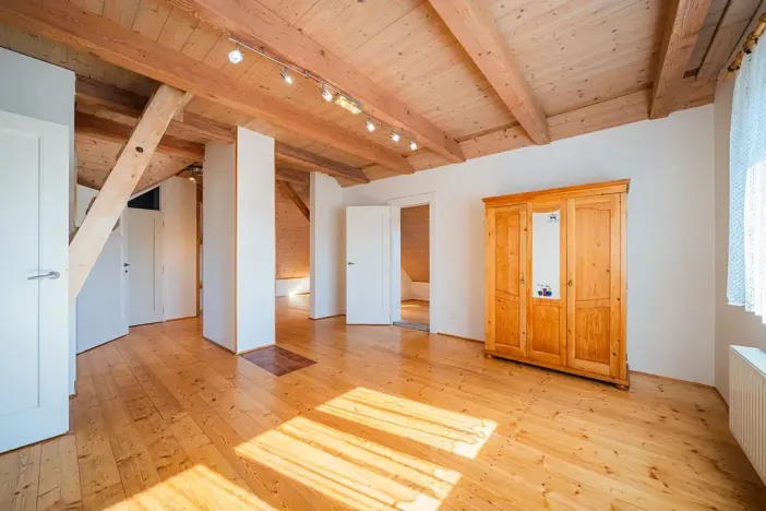 Pronájem bytu 5+1, Praha - Modřany, Nečova, 200 m2