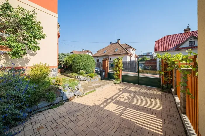 Pronájem bytu 5+1, Praha - Modřany, Nečova, 200 m2