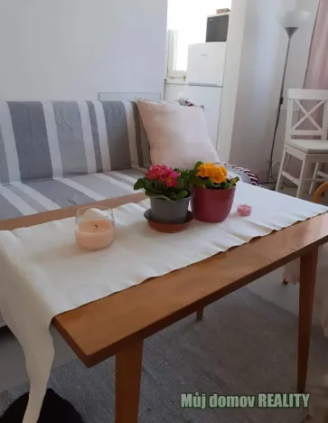 Pronájem bytu 1+kk, Praha - Chodov, Brodského, 33 m2