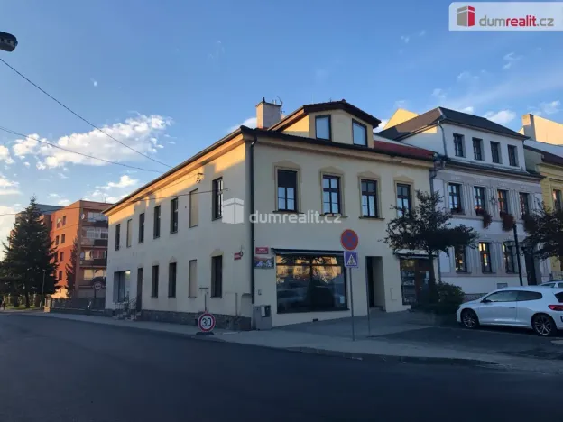 Pronájem kanceláře, Vítkov, náměstí Jana Zajíce, 31 m2