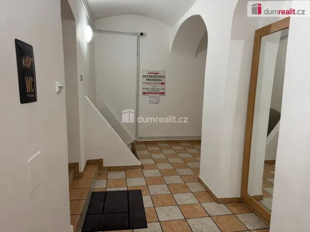 Pronájem komerční nemovitosti, Vítkov, náměstí Jana Zajíce, 31 m2