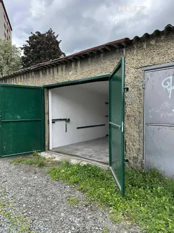 Pronájem garáže, Ostrava, Skautská, 16 m2