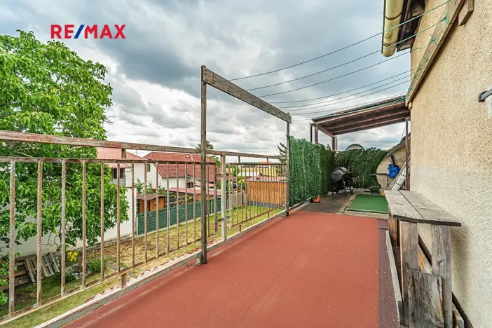 Prodej rodinného domu, Praha - Dolní Počernice, Listopadová, 302 m2