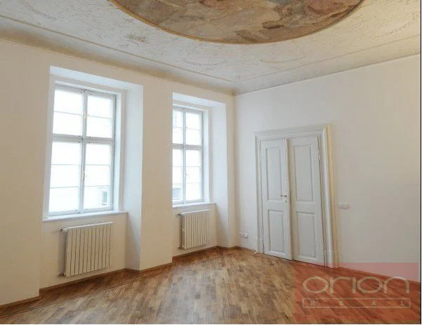 Pronájem bytu 4+1, Praha - Malá Strana, Vlašská, 175 m2