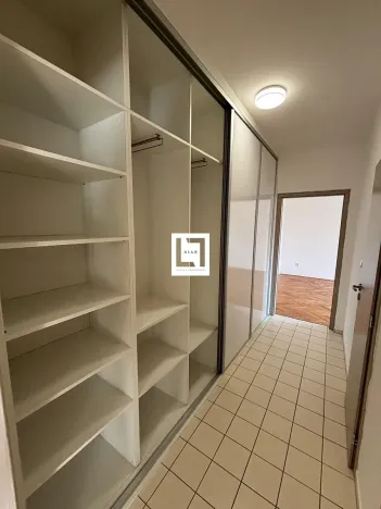 Pronájem bytu 2+1, Olomouc, Hněvotínská, 51 m2