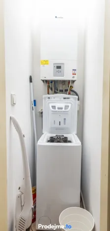 Pronájem bytu 2+1, Praha - Smíchov, Bieblova, 58 m2