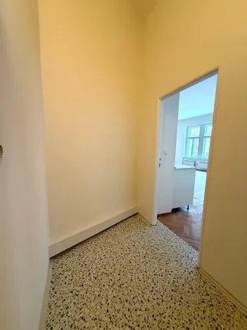 Pronájem kanceláře, Praha - Bubeneč, Nad Královskou oborou, 65 m2