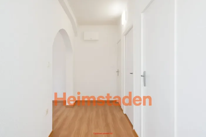 Pronájem bytu 2+1, Karviná - Nové Město, tř. Osvobození, 56 m2