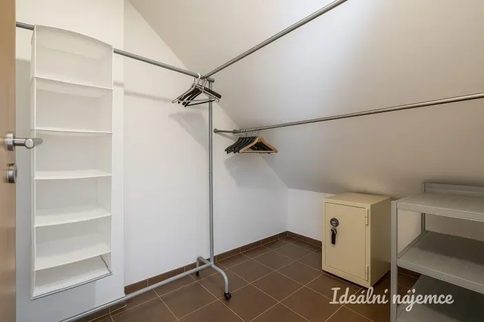 Prodej bytu 3+kk, Praha - Nusle, Táborská, 93 m2