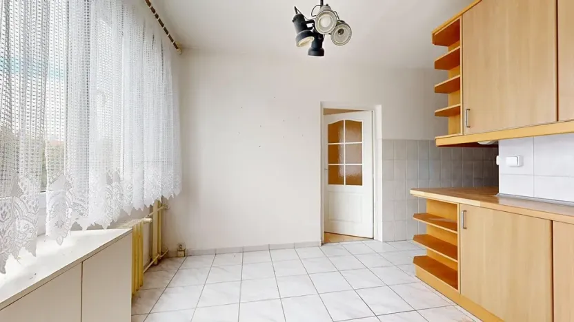 Prodej bytu 3+1, Praha - Malešice, Počernická, 71 m2