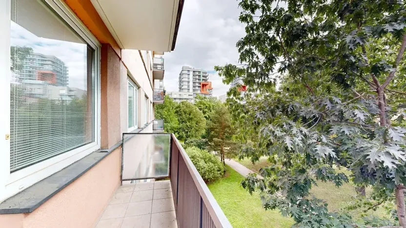 Prodej bytu 3+1, Praha - Malešice, Počernická, 71 m2