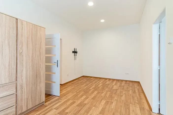 Pronájem bytu 3+1, Josefův Důl, 54 m2