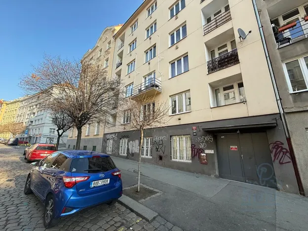Pronájem bytu 2+kk, Praha - Vršovice, Oblouková, 54 m2