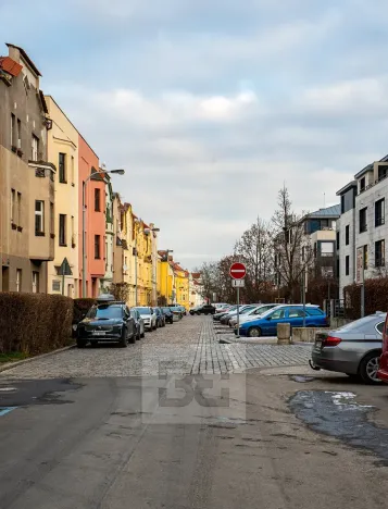 Pronájem bytu 1+1, Praha - Střešovice, Na Petynce, 27 m2