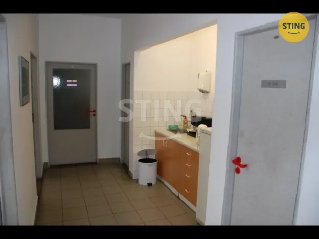 Pronájem kanceláře, Olomouc, Jungmannova, 28 m2