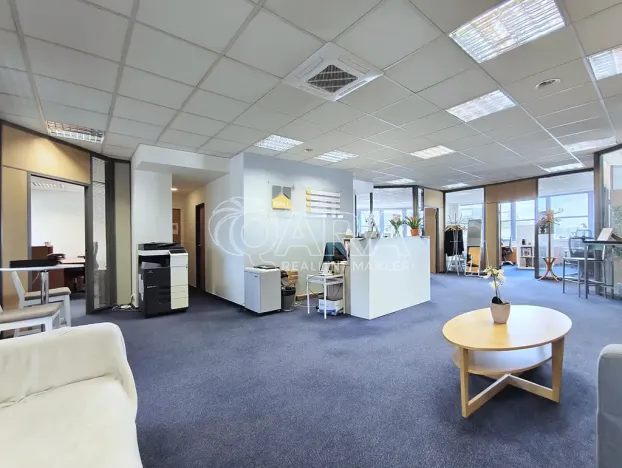 Pronájem kanceláře, Praha - Nusle, Hvězdova, 240 m2
