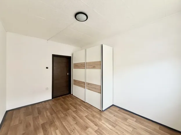 Pronájem bytu 3+1, Liberec - Liberec VI-Rochlice, Pazderkova, 74 m2