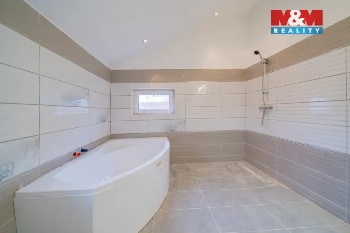 Prodej rodinného domu, Skalná, Lipová, 150 m2