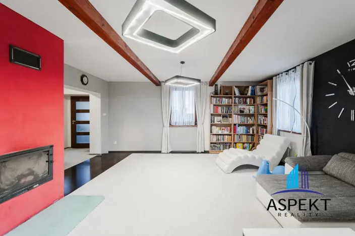 Prodej rodinného domu, Neumětely, V Chaloupkách, 220 m2