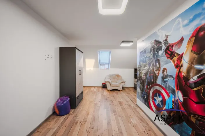 Prodej rodinného domu, Neumětely, V Chaloupkách, 220 m2