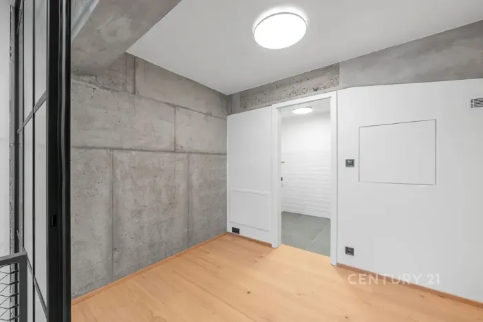 Pronájem bytu 3+kk, Praha - Vysočany, Kolbenova, 66 m2