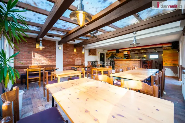 Prodej restaurace, Boršov nad Vltavou - Poříčí, Na Výši, 297 m2