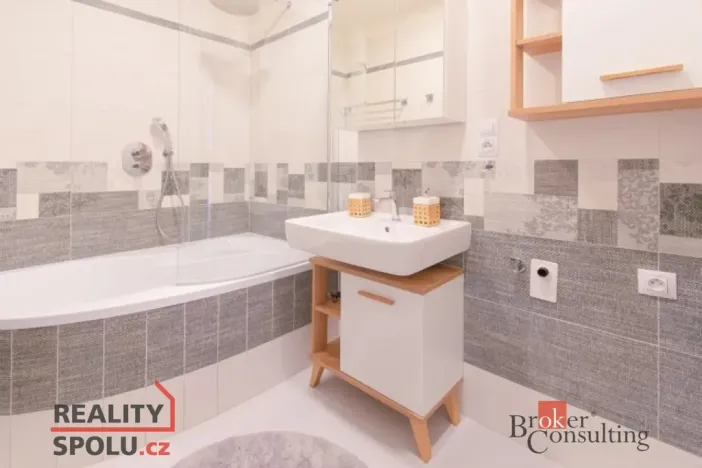 Pronájem bytu 2+1, Ostrava - Poruba, Josefa Skupy, 59 m2