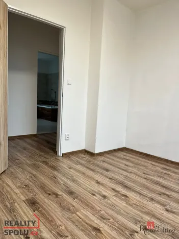 Pronájem bytu 3+1, Dvorce, Komenského, 76 m2