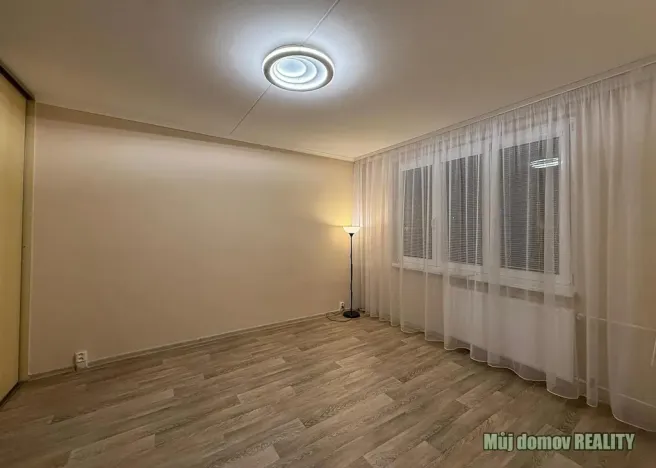 Pronájem bytu 2+kk, Praha - Zličín, Nedašovská, 40 m2