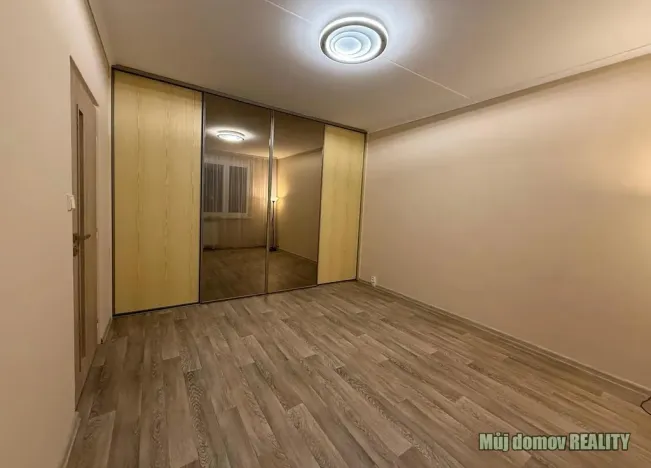 Pronájem bytu 2+kk, Praha - Zličín, Nedašovská, 40 m2