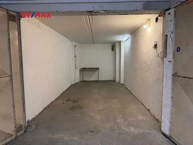 Pronájem garáže, Kladno, Bellevue, 19 m2