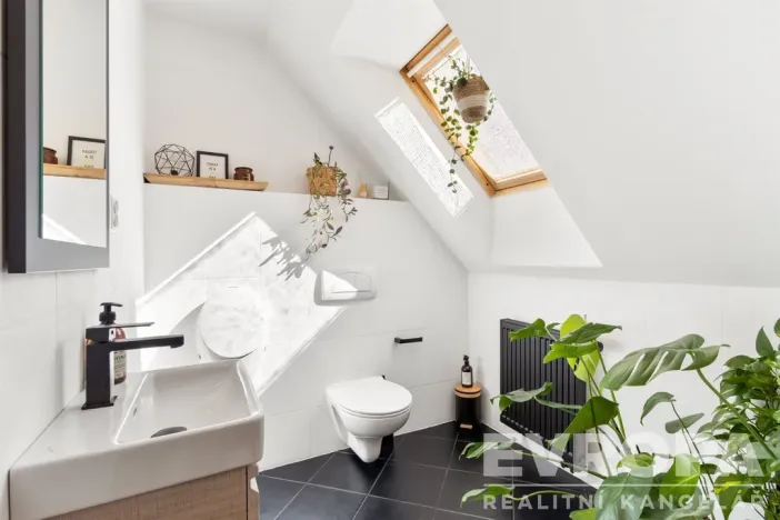 Prodej rodinného domu, Tuchoměřice, Pod Hájem, 205 m2