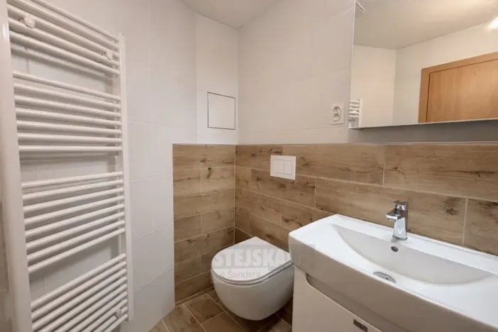 Pronájem bytu 2+kk, České Budějovice, Na Zlaté stoce, 63 m2