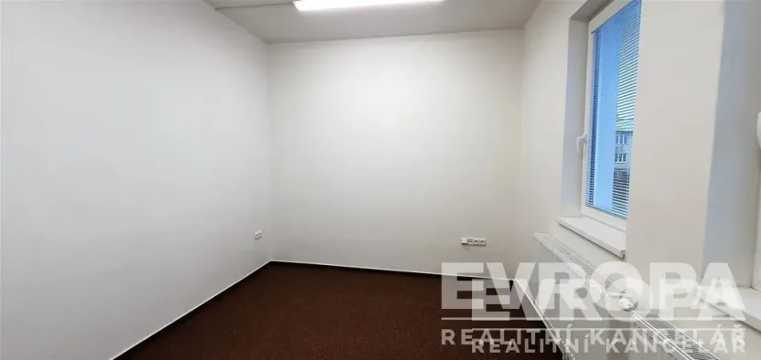 Pronájem kanceláře, Vrchlabí, okres trutnov, Lánovská, 50 m2