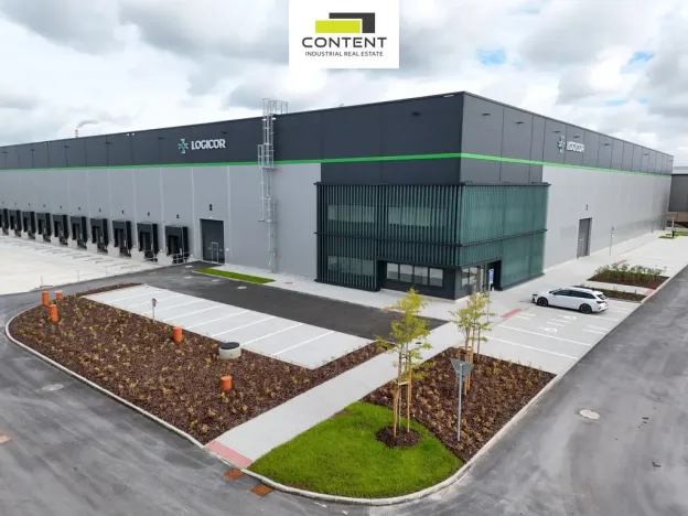 Pronájem výrobních prostor, 5535 m2