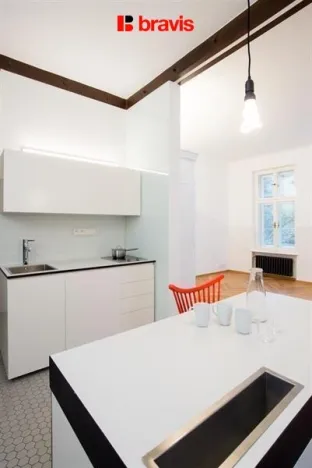 Pronájem bytu 1+kk, Brno - Stránice, Údolní, 32 m2