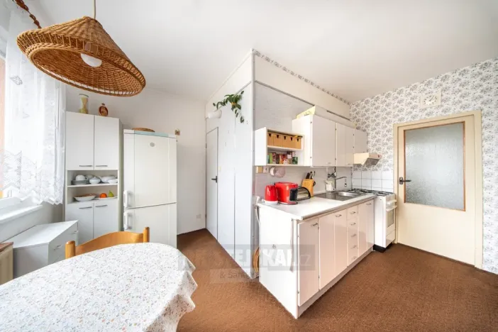 Prodej bytu 3+1, Český Krumlov - Plešivec, Sídliště Plešivec, 80 m2