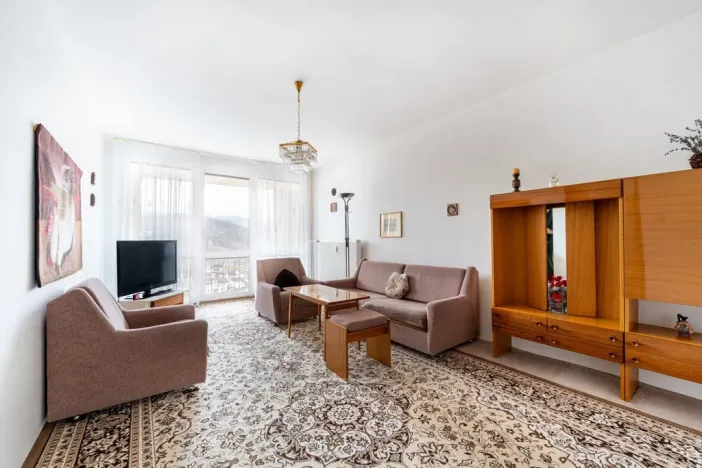 Prodej bytu 3+1, Český Krumlov - Plešivec, Sídliště Plešivec, 80 m2