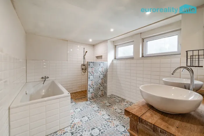 Prodej chalupy, Kraslice - Černá, 192 m2