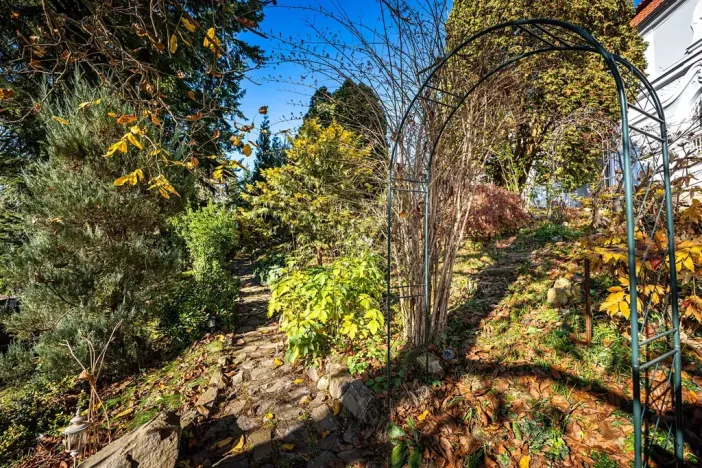 Prodej vily, Zliv, Klostermannova, 800 m2