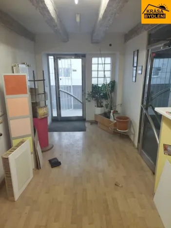 Pronájem obchodního prostoru, Haňovice, 500 m2